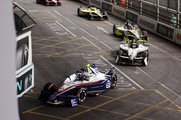 Nico Mueller (SUI) in a Porsche 94 ahead of Mitch Evans (NZL) in a Jaguar, Dan Ticktum (GBR) in a Cupra Kiro, and Jake Dennis (GBR) in an Andretti, Race 1, FIA Formula E World Championship, Season 12, London E-Prix, August 15, 2026, Excel Exhibition Center,