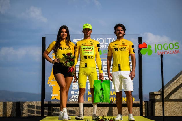 87th Volta A Portugal - 9th Stage Alexis Guerin of Anicolor Campicarn wins the yellow jersey in the 87th Volta a Portugal - Stage 9 Paredes - Mondim de Basto, a 144, on August 15, 2026. 3km stage from Paredes to Mondim de Basto, Senhora da Graca, at Senhora da Graca, Mondim de Basto, on August 15, 2026. mondim de basto Guimaraes Portugal  Copyright: xPedroxBrandaox originalFilename:brandao-voltaapo260815_npZSy