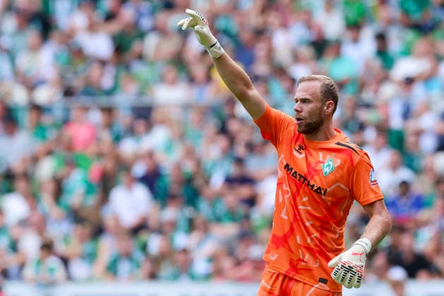 Goalkeeper Alexander Schlager of Werder Bremen gestures during the friendly match between Werder Bremen and AJ Auxerre at Weserstadion on August 15, 2026, in Bremen, Germany Photo by Marco Steinbrenner, DeFodi Images Goalkeeper Alexander Schlager of Werder Bremen gestures during the friendly match between Werder Bremen and AJ Auxerre at the Weserstadion on August 15, 2026 in Bremen, Germany Photo by Marco Steinbrenner, DeFodi Images Photo by Marco Steinbrenner, DeFodi Images