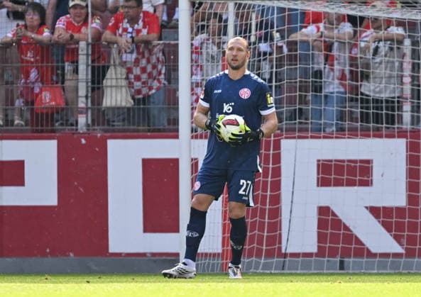 August 15, 2026, xsltx, soccer friendly match, FSV Mainz 05 vs. AFC Bournemouth, by Robin Zentner 1, FSV Mainz 05. DFL and DFB regulations prohibit any use of photographs as image sequences and or quasi-video.