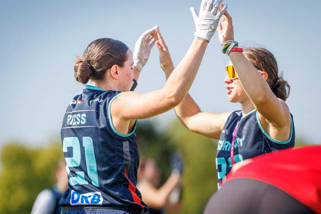 Placement Game for 1st–8th Place Bracket: Austria (AUT) vs. Germany (GER), Day 4, Women’s Division at the IFAF Flag Football Championships Düsseldorf 2026, August 16, 2026, Düsseldorf, Germany, Aug. 16, 2026 Ellen Marie Riess (GER 21) and Lina Kristin Adrian (GER 33) during the placement game for 1st–8th place in the bracket between Austria (AUT) and Germany (GER) on the fourth day of the Women’s IFAF Flag Football World Championships at the Bezirkssportanlage Düsseldorf-Garath Copyright: xBEAUTIFULxSPORTS B.Hoffmannx