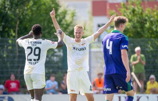 Soccer, Men s, 2026–2027 Season, Friendly match in Salzburg, 1. FC Union Berlin vs. Aris Limassol FC, from left: Emmanuel Latte Lath (1. FC Union Berlin), Zeno van den Bosch (1. FC Union Berlin), celebrating after the goal that made it 1–2, August 9, 2026, Copyright: xMatthiasxKochx