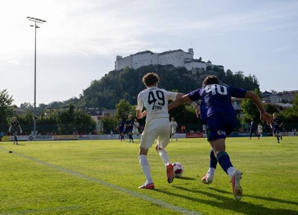 Soccer, Men s, 2026–2027 season, friendly match in Salzburg over 3 x 45 minutes, 1. FC Union Berlin 3, Aris Limassol FC 2, Linus Güther (goal), 1. FC Union, with Hohensalzburg Fortress in the background, August 9, 2026, Copyright: xMatthiasxKochx