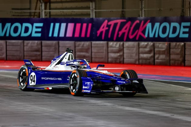 Pascal Wehrlein, Porsche Formula E Team, No. 94, during qualifying, ABB FIA Formula E World Championship, 2026 London e-Prix, United Kingdom, Season 12 (2025–26), Round 17, July 16, 2026, ABB FIA Formula E World Championship, 2026 London ePrix, United Kingdom, Season 12 (2025–26), Round 17, July 16, 2026, London Copyright: xEibner-Pressefoto LauraxRoemerx EP_LRR