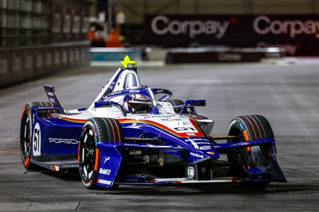 Nico Mueller, Porsche Formula E Team, 51 during qualifying, ABB FIA Formula E World Championship, 2026 London e-Prix, United Kingdom, Season 12 (2025–26), Round 17, July 16, 2026, ABB FIA Formula E World Championship, 2026 London ePrix, United Kingdom, Season 12 (2025–26), Round 17, July 16, 2026, London Copyright: xEibner-Pressefoto LauraxRoemerx EP_LRR