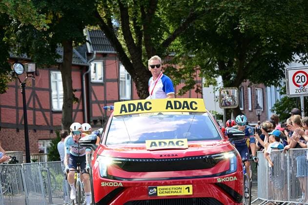 Cycling ADAC Cyclassics Hamburg ; photo shows the start in Buxtehude; race director Fabian Wegmann