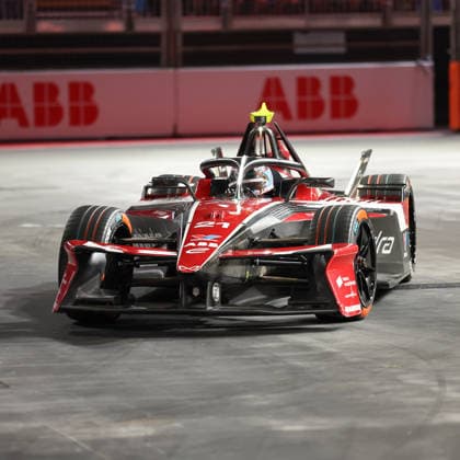 Nyck de Vries driving for MAHINDRA RACING Formula E Team takes pole position during the London E-Prix at the ExCel Centre, London Docklands, UK on 16 August 2026. Copyright: xKenxSparksx 45360002