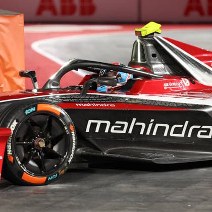 Nyck de Vries driving for MAHINDRA RACING Formula E Team takes pole position during the London E-Prix at the ExCel Centre, London Docklands, UK on 16 August 2026. Copyright: xKenxSparksx 45360005