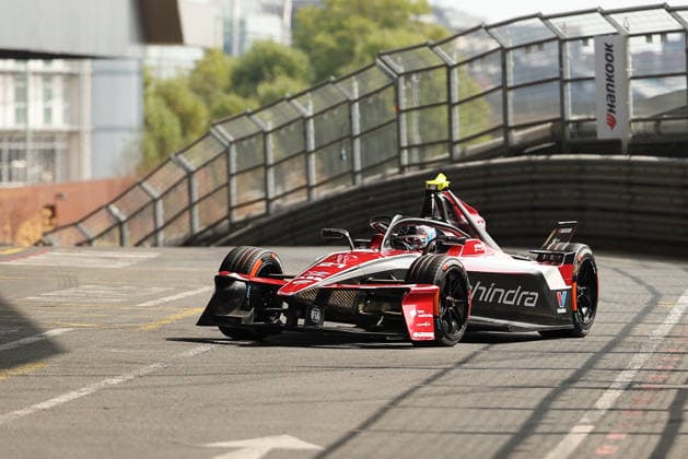 Nyck de Vries driving for MAHINDRA RACING Formula E Team takes pole position during the London E-Prix at the ExCel Centre, London Docklands, UK on 16 August 2026. Copyright: xKenxSparksx 45360012