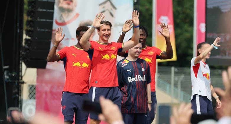 RB Leipzig – Bundesliga Season Opener, Leipzig, August 16, 2026, Festwiese in front of the Red Bull Arena, Soccer, Bundesliga 1, RB Leipzig, Season Opener, Pictured: Season Heat Up 2026 stage, team presentation, For editorial use only, Picture Point