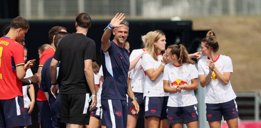 RB Leipzig – Bundesliga Season Opener, Leipzig, August 16, 2026, Festival grounds in front of the Red Bull Arena, soccer, Bundesliga 1, RB Leipzig, season opener, Pictured: Season Heat Up 2026 stage, team presentation, coach Martin Demichelis, RB Leipzig, For editorial use only, Picture Point