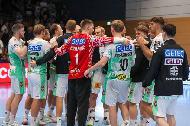 August 16, 2026, xgox, Handball Wartburg Cup: SC Magdeburg vs. SG Flensburg Handewitt, emspor; from left: Magdeburg looks disappointed, looks dejected, looks downcast, looks disappointed; Eisenach