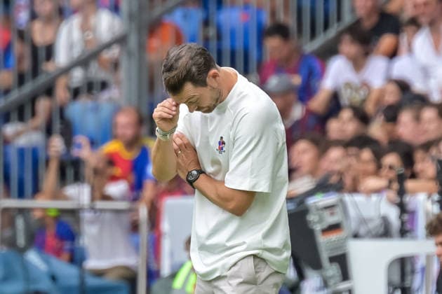 Stephan Lichtsteiner, FC Basel; coach gesturing, GER; FC Basel vs. FC Barcelona; soccer; friendly match; 2026–2027 season, August 16, 2026 GER, FC Basel vs. FC Barcelona, soccer, friendly match, 2026–2027 season, August 16, 2026 Basel Copyright: xEibner-Pressefotox EP_THS