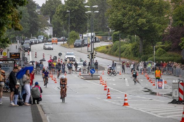 August 16, 2026 USC Kiel 37 KN Förde Triathlon 2026 Sprint Triathlon Group 1 All Women Cycling Course Kiel Reventlouwiese Schleswig-Holstein Germany