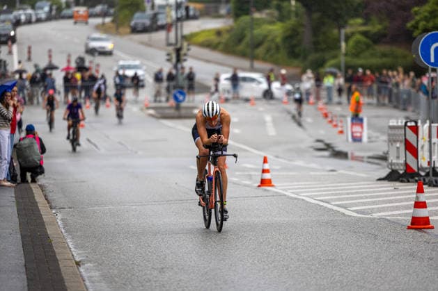 August 16, 2026 USC Kiel 37 KN Förde Triathlon 2026 Sprint Triathlon Group 1 All Women Cycling Course Kiel Reventlouwiese Schleswig-Holstein Germany