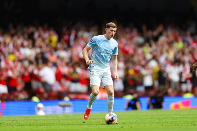 Arsenal v Manchester City, FA Community Shield Elliot Anderson (5) of Manchester City during the FA Community Shield match between Arsenal and Manchester City at Millenium Stadium, Cardiff, UK on 16 August 2026. Editorial use only DataCo restrictions apply See www.football-dataco.com , Copyright: xNigelxKeenex PSI-24687-0025