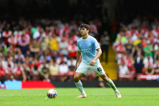 Arsenal v Manchester City, FA Community Shield Abdukodir Khusanov (45) of Manchester City during the FA Community Shield match between Arsenal and Manchester City at Millenium Stadium, Cardiff, UK on 16 August 2026. Editorial use only DataCo restrictions apply See www.football-dataco.com , Copyright: xNigelxKeenex PSI-24687-0031