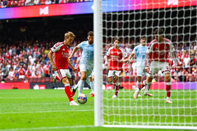 Arsenal v Manchester City, FA Community Shield Goal 3-0 Martin Odegaard (8) of Arsenal scores a goal during the FA Community Shield match between Arsenal and Manchester City at Millenium Stadium, Cardiff, UK on 16 August 2026. Editorial use only DataCo restrictions apply See www.football-dataco.com , Copyright: xNigelxKeenex PSI-24687-0038