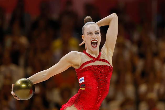 Darja Varfolomeev (GER) with the ball in the ball final at the 2026 Rhythmic Gymnastics World Championships in Frankfurt am Main, Germany, on August 16, 2026. Varfolomeev wins gold. Darja Varfolomeev (GER) with the ball during the ball final at the 2026 Rhythmic Gymnastics World Championships in Frankfurt am Main, Germany, on August 16, 2026. Varfolomeev wins gold. Copyright: HMBxMedia xHeikoxBecker