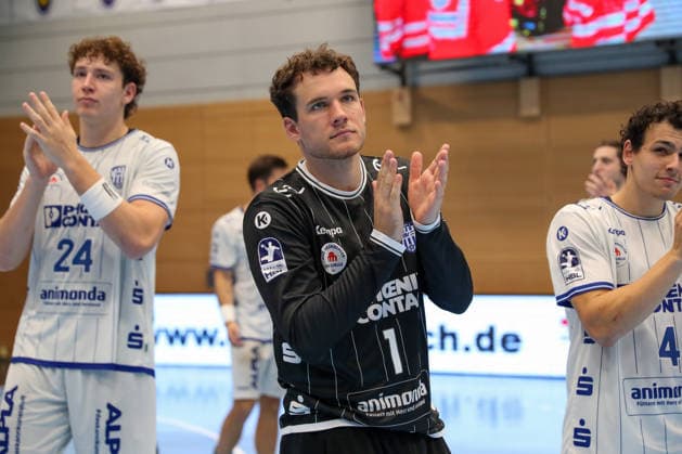August 16, 2026, xgox, Handball Wartburg Cup: ThSV Eisenach vs. TBV Lemgo Lippe emspor; from left: Constantin Möstl (Lemgo), 1. Celebrating the victory; celebrations after the game in Eisenach