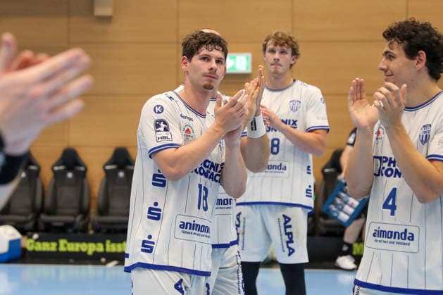 August 16, 2026, xgox, Handball Wartburg Cup: ThSV Eisenach vs. TBV Lemgo Lippe emspor; from left: Levin Wanner (Lemgo), 18; Celebrating the victory; Celebrations after the game in Eisenach