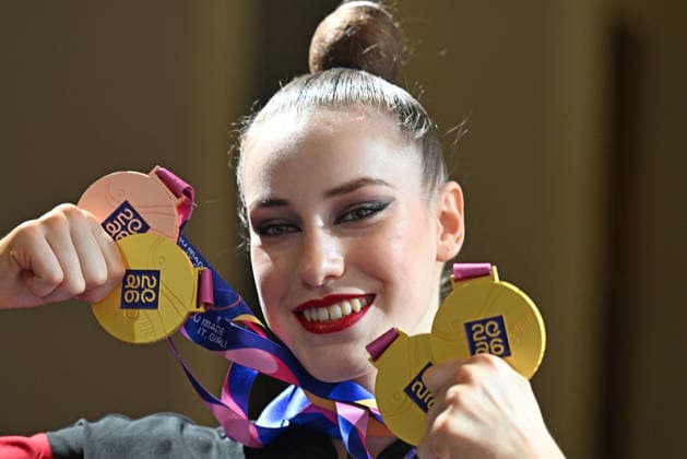 August 16, 2026, xhbx, 2026 Rhythmic Gymnastics World Championships, from left: Darja Varfolomeev, Germany, World Championships medals, gold, medal ceremony in Frankfurt am Main