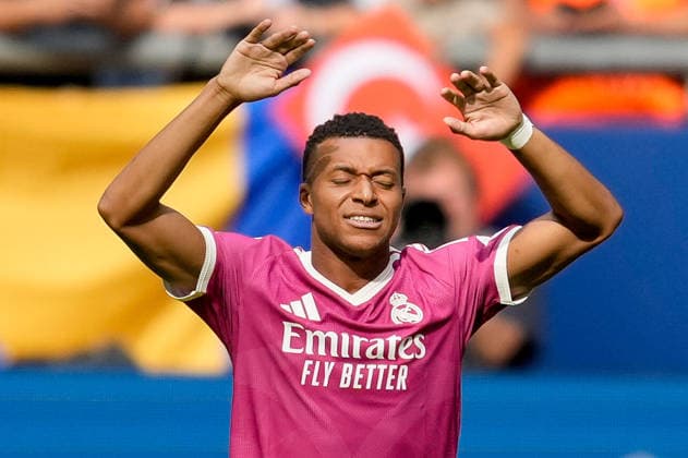 Kylian Mbappé of Real Madrid CF gestures during the preseason friendly match between FC Schalke 04 and Real Madrid at Veltins Arena on August 16, 2026, in Gelsenkirchen, Germany. Photo by Alex Gottschalk, DeFodi Images