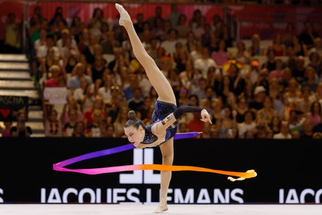 Darja Varfolomeev (GER) with the ribbon in the ribbon final at the 2026 Rhythmic Gymnastics World Championships in Frankfurt am Main, Germany, on August 16, 2026. Varfolomeev wins gold. Darja Varfolomeev (GER) with the ribbon during the ribbon final at the 2026 Rhythmic Gymnastics World Championships in Frankfurt am Main, Germany, on August 16, 2026. Varfolomeev wins gold. Copyright: HMBxMedia xHeikoxBecker