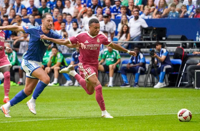 Germany Soccer Friendly Matches 2026 2027, Friendly Match: FC Schalke vs. Real Madrid at VELTINS Arena in Gelsenkirchen—Kylian Mbappé vs. Real Madrid, 10 Copyright: xAymanxAlahmedx