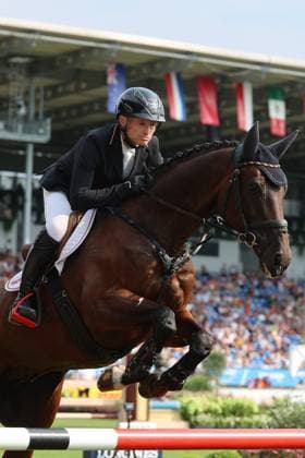 1st place, World Champion Michael Jung GER, Germany, riding fischerChipmunk FRH, Chipmunk FRH, celebration of victory, celebration, victory fist, emotion, eventing, FEI Eventing World Championship, DHL Prize, individual and team, AACHEN FEI World Championships 2026, World Festival of Equestrian Sports, 2026 Equestrian World Championships, Aachen 2026, Welcome Home 2026, Aachen Soers, August 11–23, 2026, Equestrian Sports, August 16, 2026, Aachen Soers, Germany
