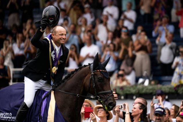 August 16, 2026: Michael Jung of Germany, riding fischerChipmunk, celebrates after winning gold in the Eventing Show Jumping Final on Day 6 of the 2026 FEI World Championships on August 16, 2026 in Aachen. Photo by Emma Wallskog. BILDBYRAN code EW EW0687. equestrian sports, riding, 2026 World Championships, 2026 FEI World Championships, BBENG, equestrian sports, World Championships, eventing, celebration  Copyright: EMMAxWALLSKOG BB260816EW051