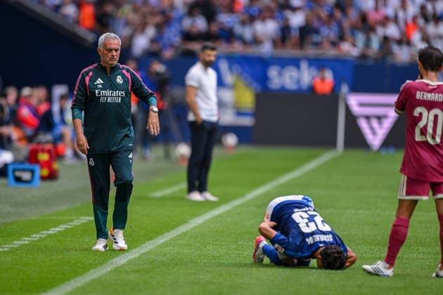 August 16, 2026, Soccer, 2026–2027 Season, Friendly Match, FC Schalke 04 vs. Real Madrid, Coach José Mourinho (Real Madrid), Soufiane El Faouzi (FC Schalke 04) xRHR PHOTO YYx Copyright: KROEGER RHR-FOTOx RHR-FOTO YY