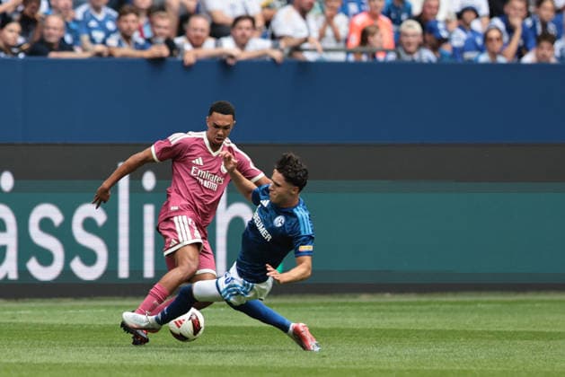 Trent Alexander-Arnold of Real Madrid and Soufiane El Faouzi of FC Schalke 04 during the friendly match between FC Schalke 04 and Real Madrid CF. Copyright Thomas Pakusch Copyright: Thomas Pakusch