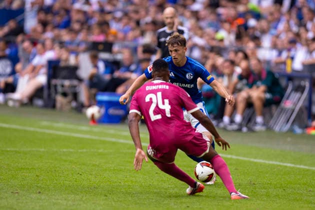 August 15, 2026, Soccer, Friendly Match: FC Schalke 04 vs. Real Madrid CF, featuring Denzel Dumfries (Real Madrid CF) and Vitalie Becker (FC Schalke 04), Gelsenkirchen, Veltins Arena, North Rhine-Westphalia, Germany, xRHR, PHOTO: DEx Copyright: DennisxEwert RHR-FOTOx RHR-FOTO DE