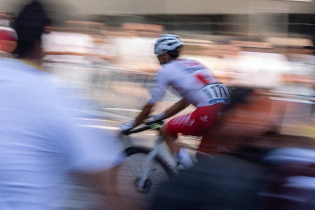 August 16, 2026, Porto, Porto, Portugal: Mondim de Basto, August 16 - Riders seen in town of Porto during the 10th stage from Maia to Porto of the Volta a Portugal 2026 on August 16, 2026 in Porto, Portugal Porto Portugal - ZUMAl192 20260816_zsp_l192_026 Copyright: xMiguelxLemosx