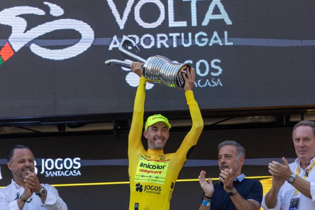 August 16, 2026, Porto, Porto, Portugal: Mondim de Basto, August 16 - Alexis Guerin of France and Anicolor-Campicarn Cycling Team is seen celebrating the win during the 10th stage from Maia to Porto of the Volta a Portugal 2026 on August 16, 2026 in Porto, Portugal Porto Portugal - ZUMAl192 20260816_zsp_l192_069 Copyright: xMiguelxLemosx