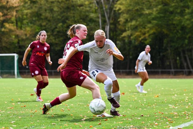 August 16, 2026, Soccer, 2026–2027 DFB Women s Cup Playoffs, Fortuna Cologne vs. SG 99 Andernach, Antonia Springer (16) of Fortuna Cologne tries to stop Isabel Pfeiffer (21) of Andernach