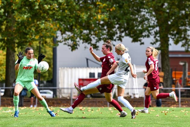 August 16, 2026, Soccer, 2026–2027 DFB Women’s Cup Playoffs, Fortuna Cologne vs. SG 99 Andernach; Isabel Pfeiffer (21, Andernach) had a good chance for the Bäckermädchen