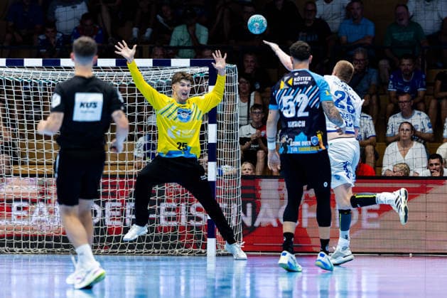 August 16, 2026, GER, Handball, Men, 2026–2027 Season, Wartburg Cup presented by Koetter Security, ThSV Eisenach vs. TBV Lemgo Lippe, Niels Gerardus Versteijnen (TVB Lemgo Lippe), Mats Grupe (ThSV Eisenach), 25 99817 Eisenach, Werner Assmann Hall, Am Sportpark, Thuringia, Germany