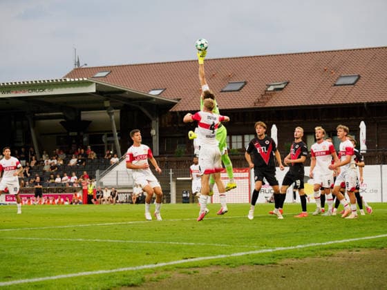 Jerik von der Felsen, VfB Stuttgart U23, 01 clears a corner kick GER, Soccer, VfB Stuttgart II vs. Viktoria Cologne, 3. Liga, Matchday 2, 2026–2027 Season, August 16, 2026 GER, Soccer, VfB Stuttgart II vs. Viktoria Cologne, 3. Liga, Matchday 2, 2026–2027 season, August 16, 2026 Aspach Copyright: xCarstenxSchweringx EP_CSG