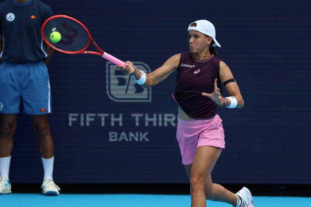 August 16, 2026, Mason, Oh, USA: Cincinnati Open Tennis 2026 - Emiliana Arango hits a ball against Iga Swiatek. 2026 08 16. ZUMAPress Mason USA - ZUMAn24_ 20260816_zaf_n24_068 Copyright: xWallyxNellx