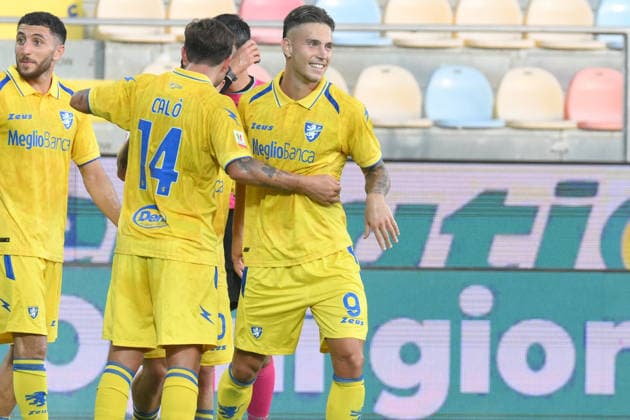 SOCCER - Coppa Italia - Frosinone Calcio vs. SS Juve Stabia Photo by IPA ABACAPRESS.COM87549869 - Antonio Raimondo of Frosinone Calcio celebrates after scoring a goal to make the score 3-0 during the Coppa Italia Freccia Rossa match between Frosinone Calcio and SS Juve Stabia at Benito Stirpe Stadium Frosinone Italy  Copyright: xIPAxSport ABACAx