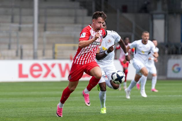 Leon Catak, SC Freiburg II, 09 on the Ball, Germany, Soccer, Regionalliga Southwest, Matchday 2, 2026–2027, SC Freiburg II vs. KSV Hessen Kassel, August 16, 2026, Dreisamstadion, Freiburg, Dreisamstadion, Baden-Württemberg, Germany Copyright: xArnexAmbergx