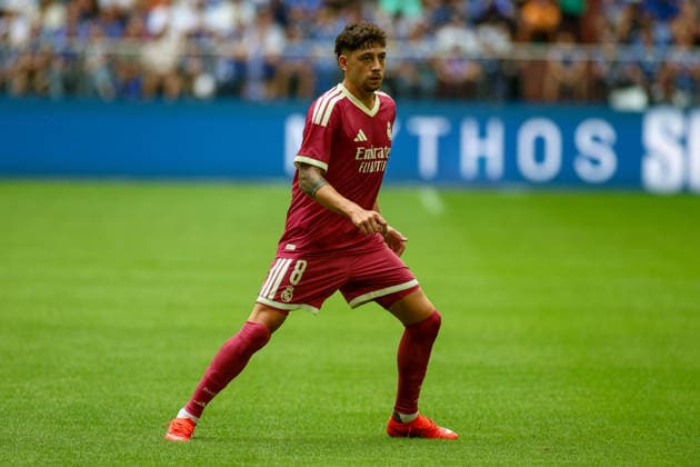 August 16, 2026, GER, Soccer, Men s, Friendly, 2026–2027 Season, FC Schalke 04 vs. Real Madrid CF, Federico Valverde (RMA) is watching Copyright: xSvenxHanischx