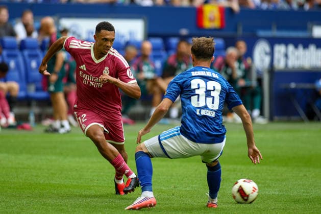 August 16, 2026, GER, Soccer, Men s, Friendly, 2026–2027 Season, FC Schalke 04 vs. Real Madrid CF: Trent Alexander-Arnold (RMA) in action with the ball, individual play Copyright: xSvenxHanischx