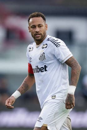 Soccer - Brasileirao 2026 - Vasco Da Gama v Santos RIO DE JANEIRO, BRAZIL - AUGUST 16: NEYMAR of Santos looks on during the match between Vasco Da Gama and Santos as part of Brasileirao 2026 at Sao Januario Stadium on August 16, 2026 in Rio de Janeiro, Brazil. Rio de Janeiro Sao Januario Stadium Brazil Copyright: xRuanoxCarneiroxRuanoxCarneirox