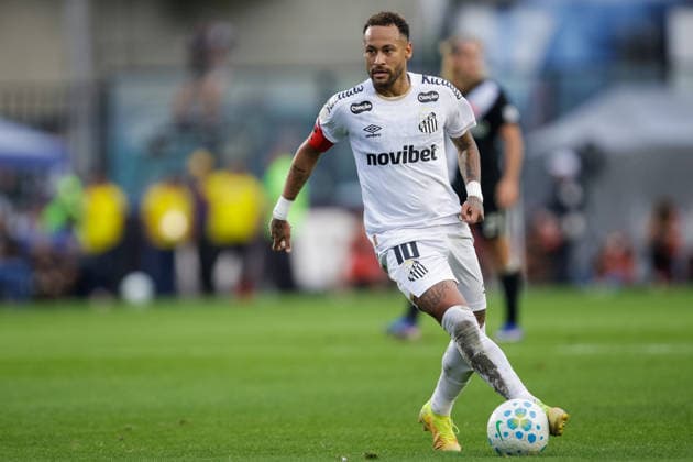 Soccer - Brasileirao 2026 - Vasco Da Gama v Santos RIO DE JANEIRO, BRAZIL - AUGUST 16: NEYMAR of Santos controls the ball during the match between Vasco Da Gama and Santos as part of Brasileirao 2026 at Sao Januario Stadium on August 16, 2026 in Rio de Janeiro, Brazil. Rio de Janeiro Sao Januario Stadium Brazil Copyright: xRuanoxCarneiroxRuanoxCarneirox