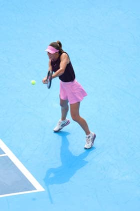 August 15, 2026, Mason, Oh, USA: Cincinnati Open Tennis 2026 - Zeynep Sonmez plays a ball against Amanda Anisimova. ZUMAPress Mason USA - ZUMAen T 20260815_zaf_n24_041 Copyright: xWallyxNellx