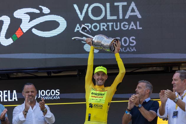 87th Volta A Portugal - 10th Stage Alexis Guerin of France and Anicolor-Campicarn Cycling Team is seen celebrating the win during the 10th stage from Maia to Porto of the Volta a Portugal 2026 in Porto, Portugal, on August 16, 2026 Porto Porto Portugal  Copyright: xMiguelxLemosx originalFilename:lemos-87thvolt260816_np4GK