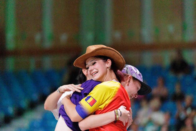 World Freestyle Skateboarding Championships - Finals 2026. Germany - Kassel, 16.08.2026 Carmen Ionita from Romania (r) and Freya Ruske from Germany (l) celebrate during the Women Pro finals as the third and final day of the World Freestyle Skateboarding Championships brings together freestyle skateboarding, urban culture, art, music and lifestyle at Messe Kassel. The event features international skateboarding competitions alongside graffiti, live music, BMX, workshops, exhibitions and other elements of the global freestyle and street culture community. Hesse
